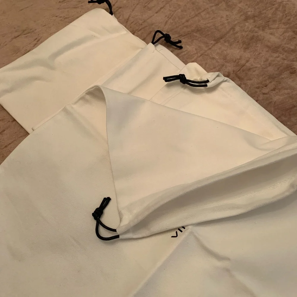 Vince dust bags